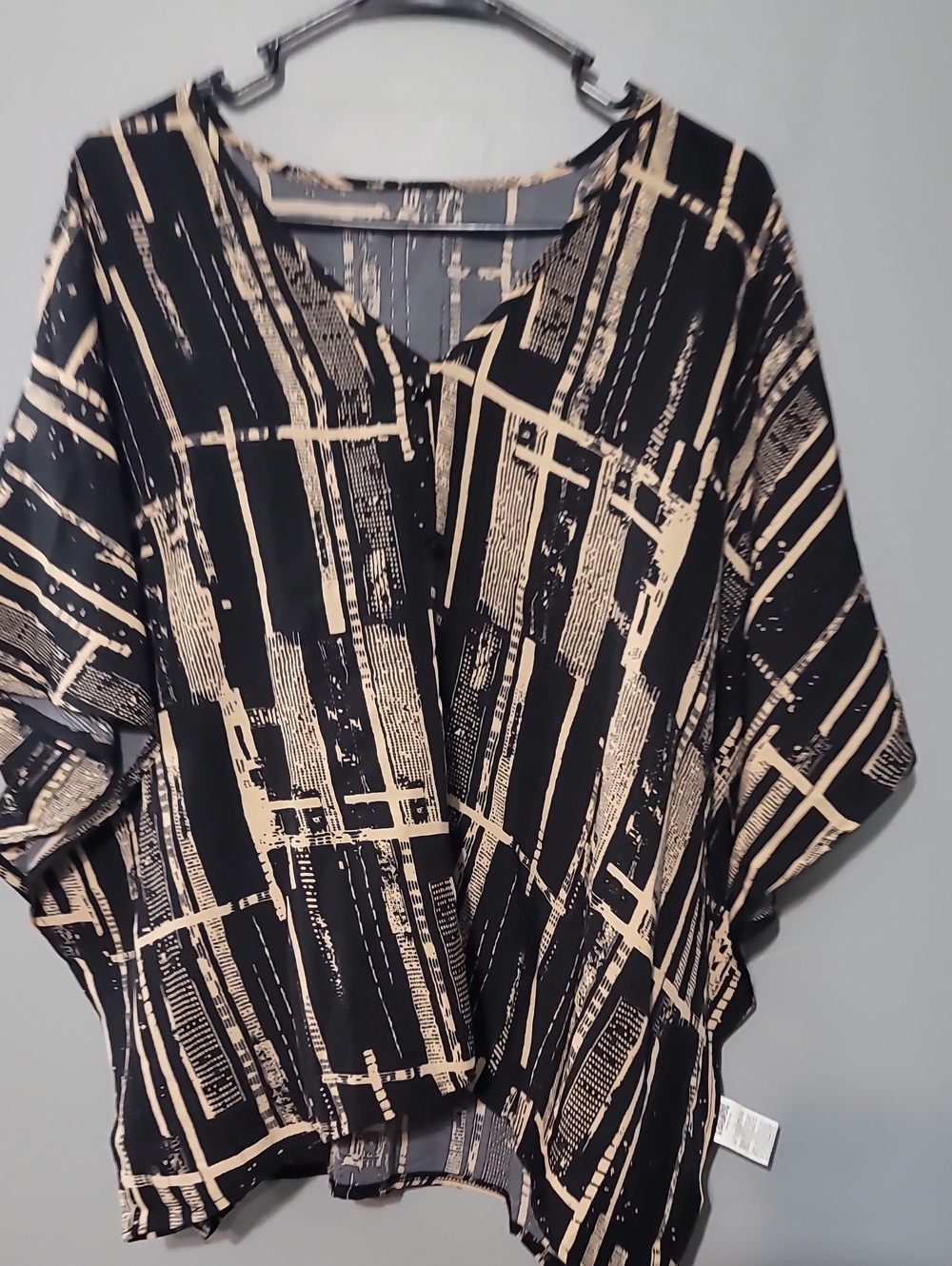 SHEIN Black and Beige Abstract V-Neck Tunic